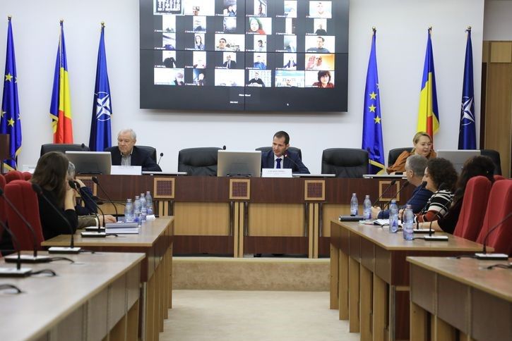 Dispută între useriștii actuali și excluși, în ședința Consiliului Județean Vrancea