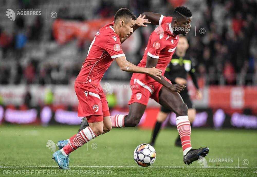 FOTBAL: DINAMO BUCUREŞTI - UTA 1-0, ÎN SUPERLIGĂ