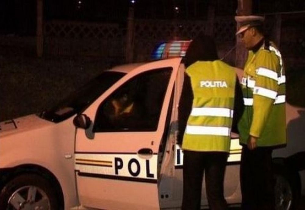 Urmărire ca în filme în Slatina: șoferul fugar, prins după 3 km, a sunat la 112 acuzând polițiștii de agresiune