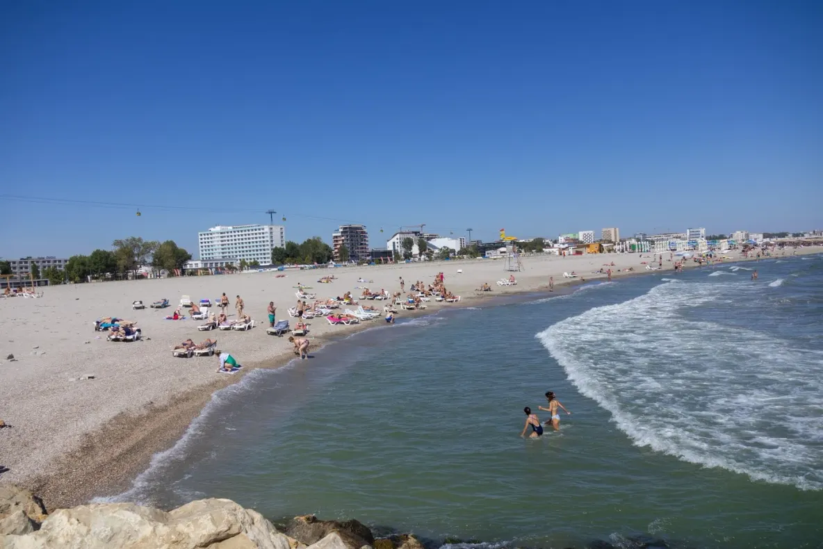 Cazare de la 38 de lei pe noapte pe litoral în weekendul de Rusalii
