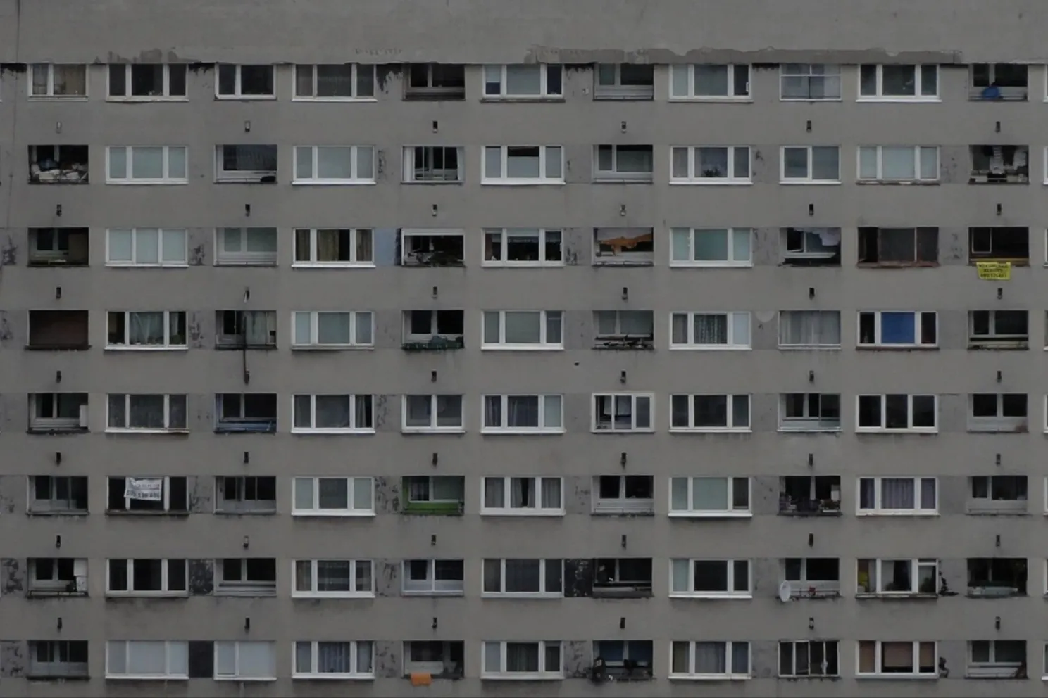 Doar 25% dintre casele din România au asigurarea obligatorie PAD, arată un sondaj