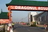 Descinderi și controale în Complexul Dragonul Roșu. Comercianții de echipamente, verificați de autorități