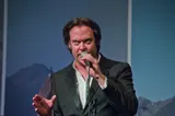 Charley Ottley restaurează centrul de vizitare original din Şirnea, primul sat turistic din România