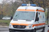 Ambulanță blocată în noroi în Vaslui: o femeie a fost la un pas de moarte în drum spre spital