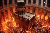 Ce se va întâmpla cu Sfânta Lumină de la Ierusalim. Reprezentantul Patriarhiei Române la Locurile Sfinte: ”Va fi probabil ca în perioada pandemiei”