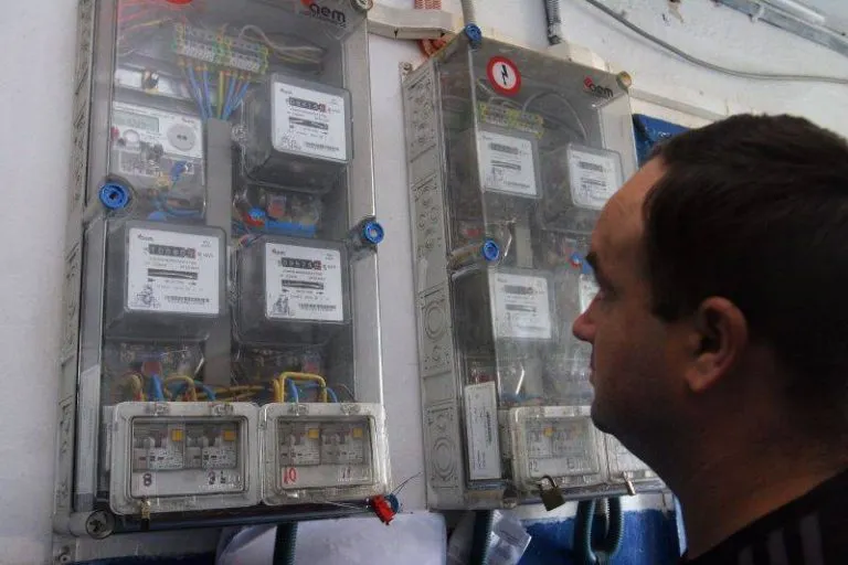 Pana-curent-Electrica-768x512