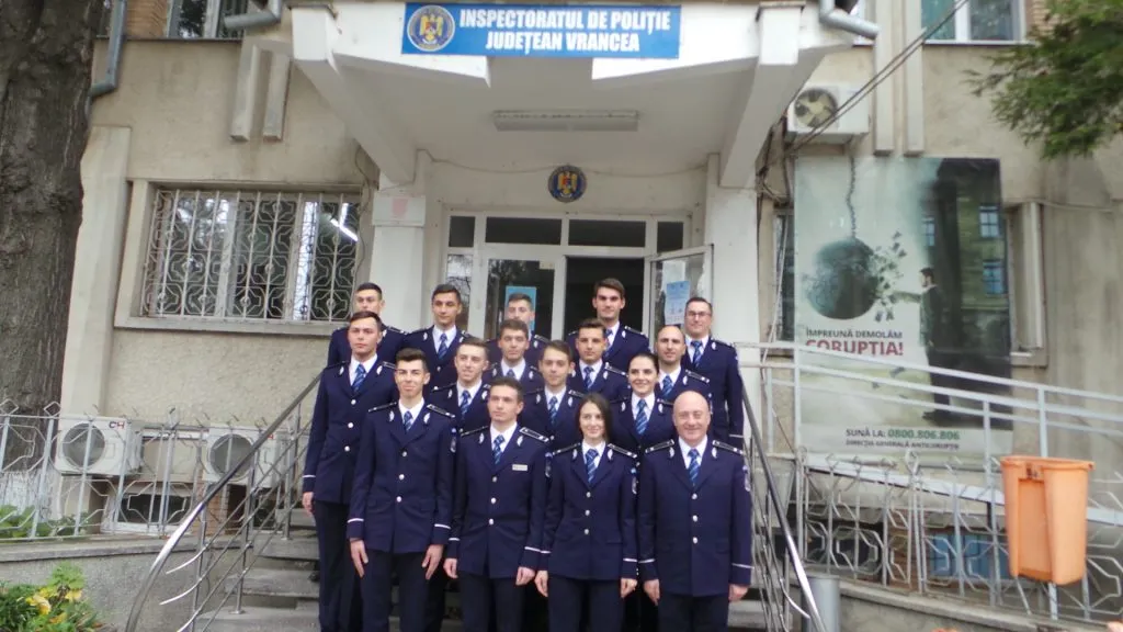 politisti noi