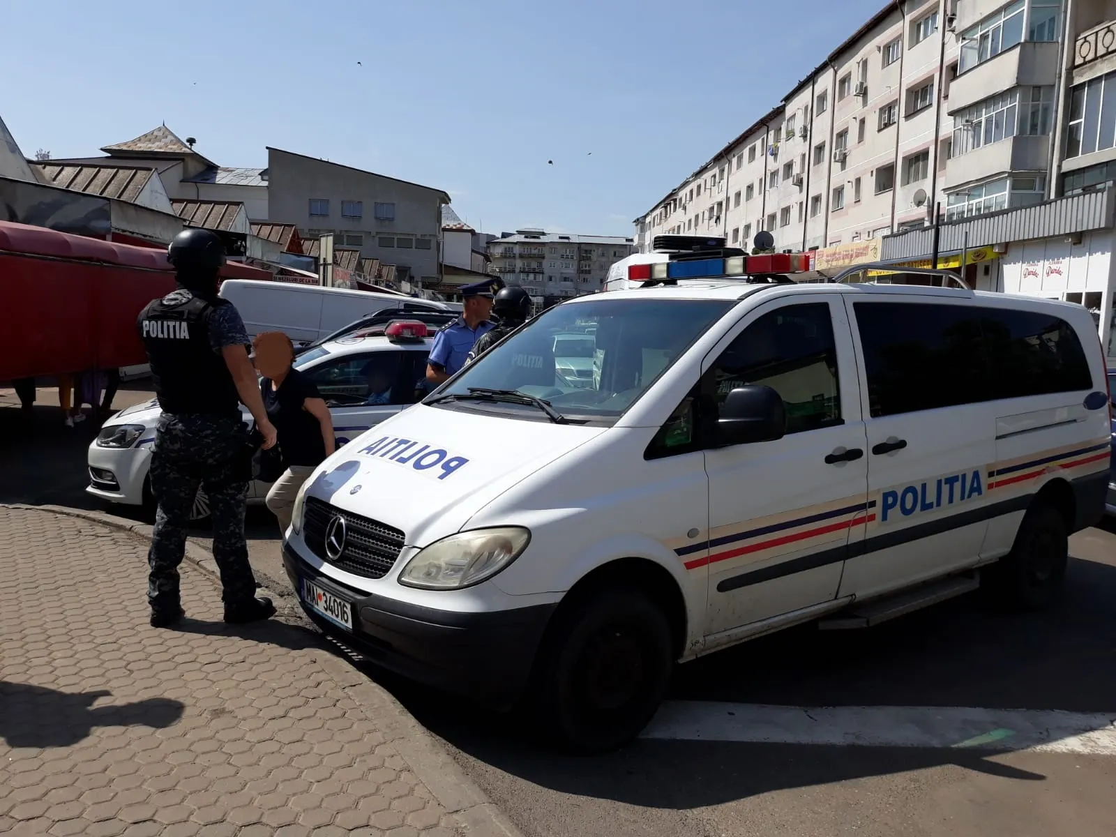 politie piata 4