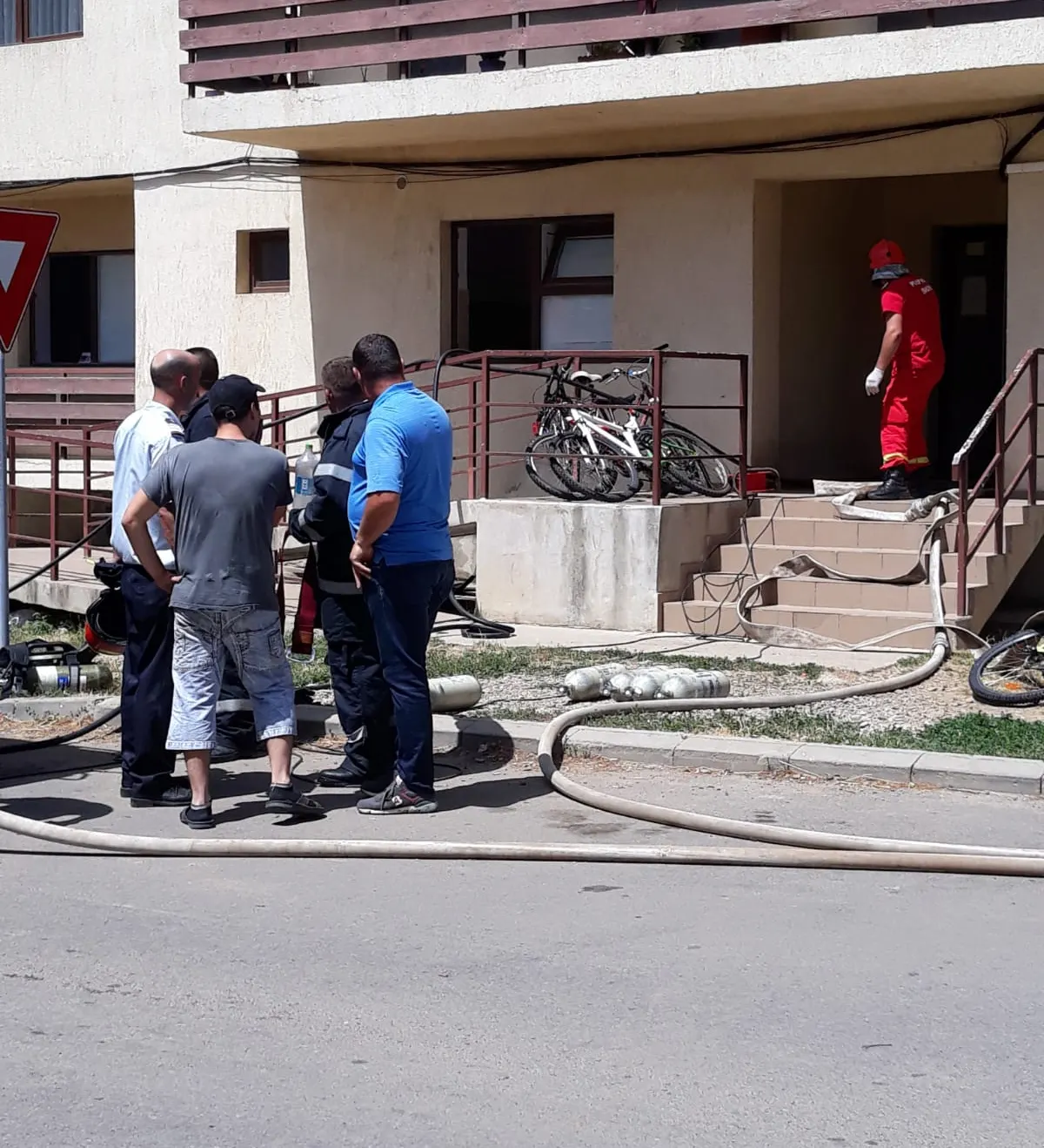 incendiu bloc