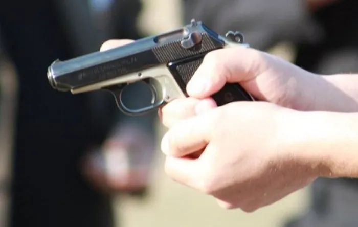 pistol politie
