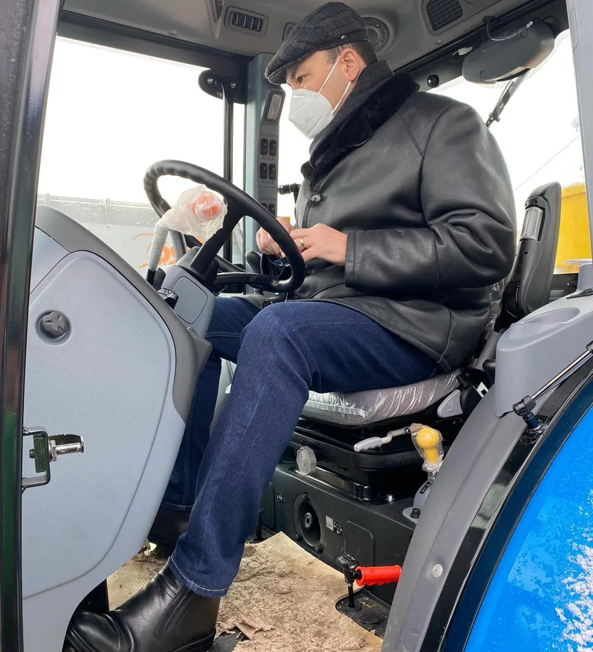 misaila pe tractor