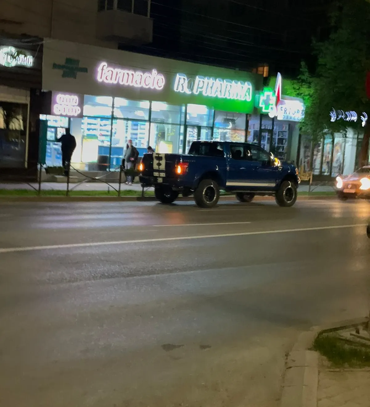 bolid oprisan contrasens