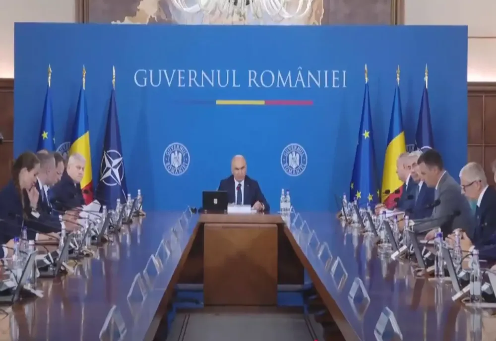 GUVERNUL SE ÎNTRUNEȘTE ÎN ȘEDINȚĂ EXTRAORDINARĂ