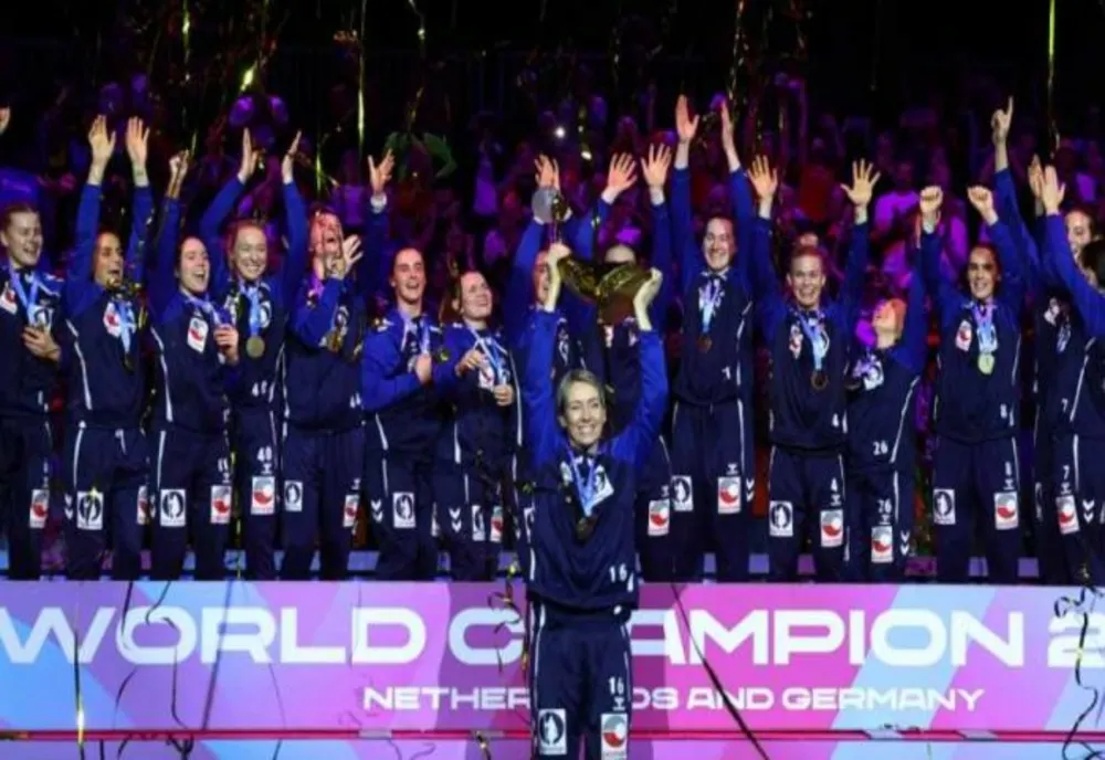 Handbal feminin: Norvegia a cucerit titlul mondial pentru a cincea oară