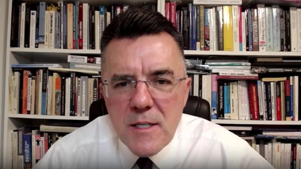 Dan Dungaciu: Scopul regimului este divizarea suveraniștilor, de aceea folosesc strategii agresive de intimidare și dezbinare