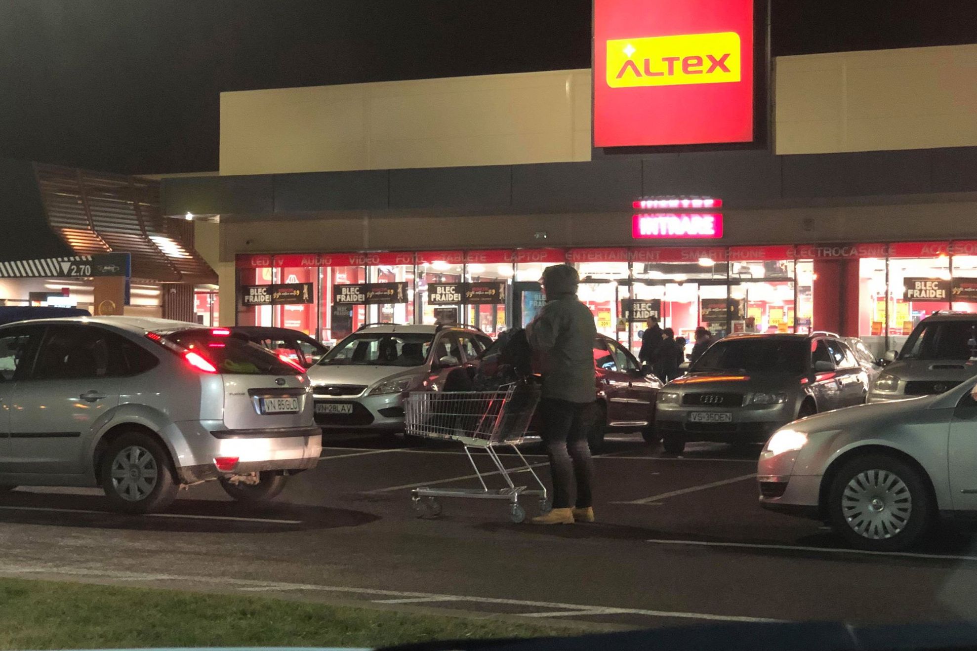 la Mac cu caruciorul