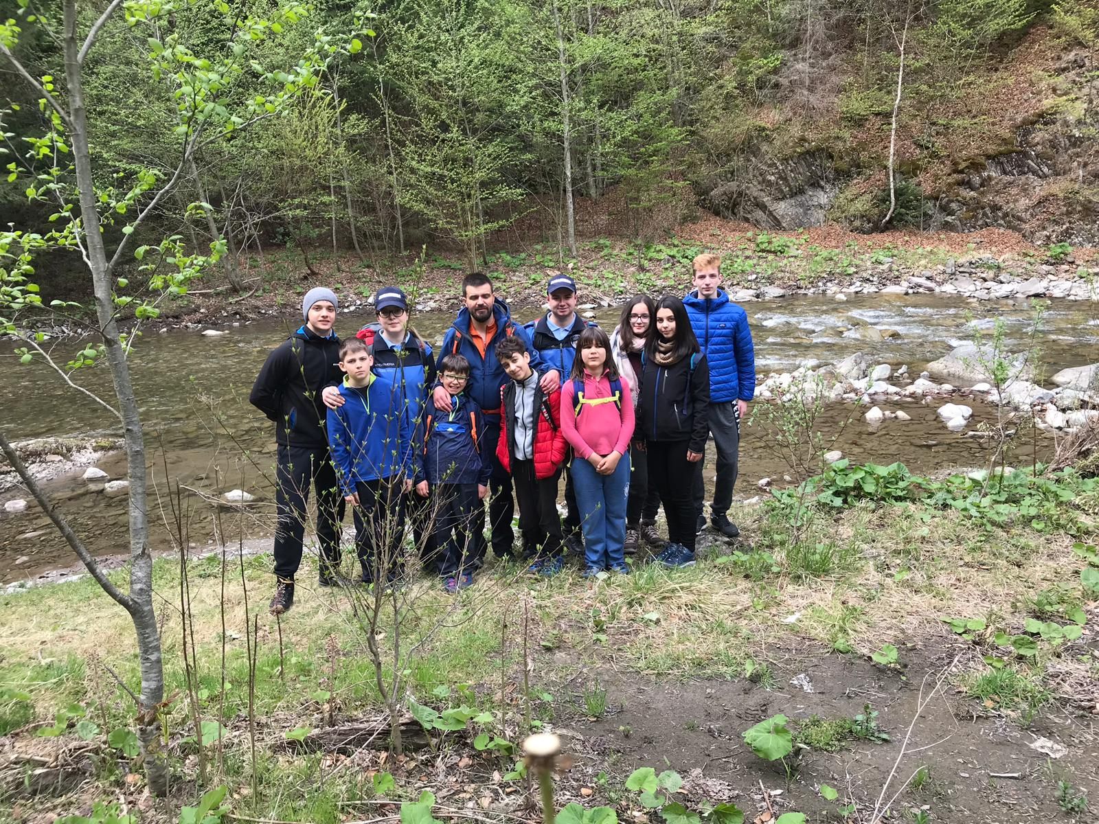 copii munte pastrav 3