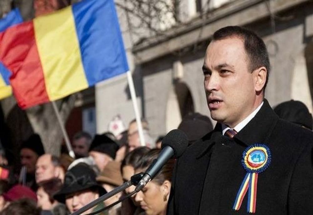 Scandal în Vrancea! Prefectul îl acuză pe primarul Cristi Misăilă că a participat la petrecerea unui condamnat penal, în plină pandemie!