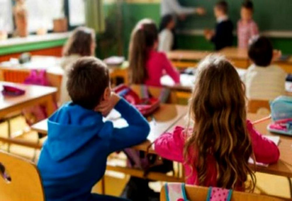Ministerul Educației a publicat incidența coronavirus din TOATE localitățile - UNDE merg elevii fizic la școală din 5 mai 2021 - LISTA