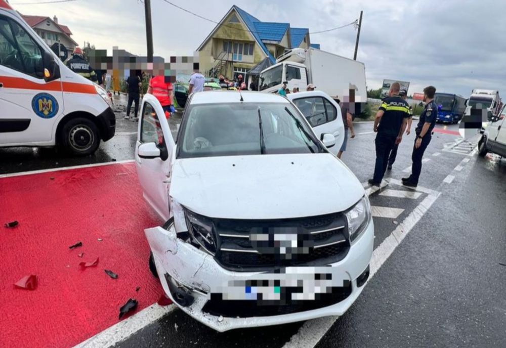 CINCI POLIȚIȘTI RĂNIȚI ÎNTR-UN GRAV ACCIDENT RUTIER ÎN VRANCEA