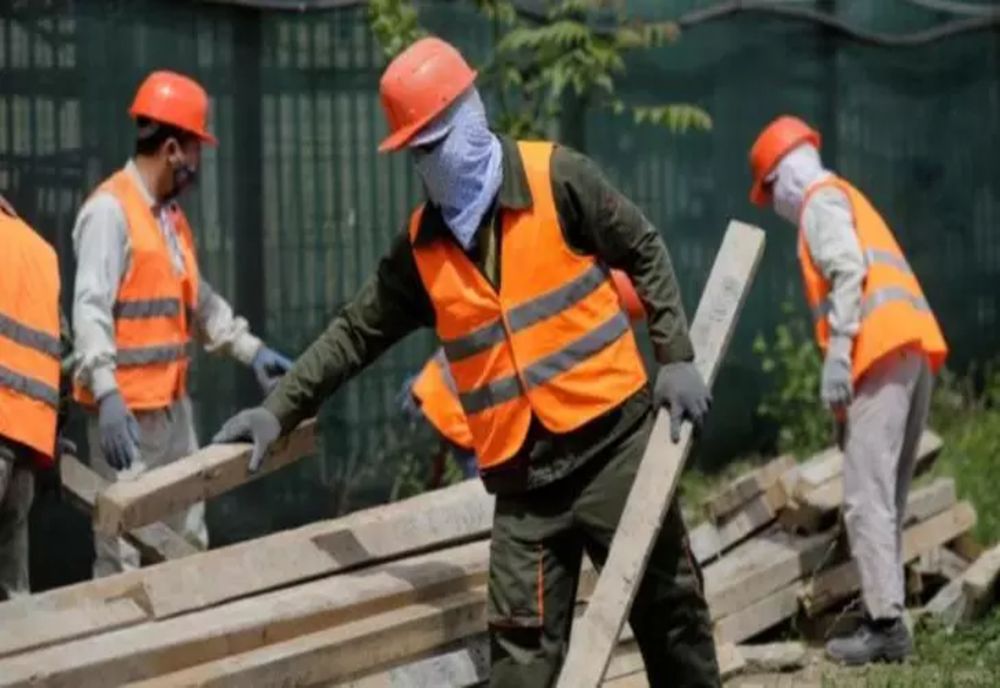 90.000 de muncitori străini, așteptați în România în 2026