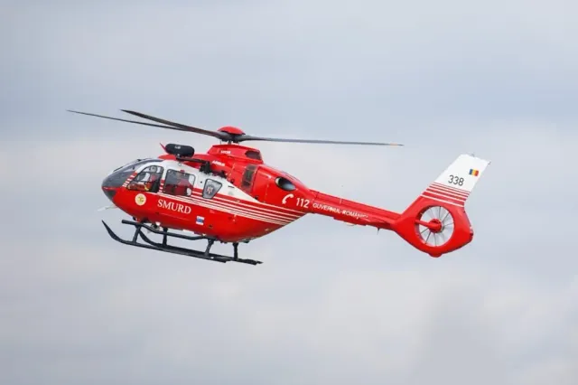 Pericol uriaș în timpul unei misiuni SMURD! Un elicopter care transporta un pacient grav rănit a fost orbit cu lasere