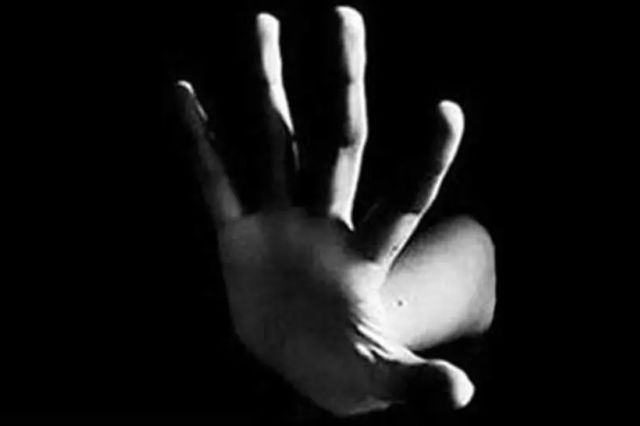 Un bărbat a fost arestat preventiv pentru o agresiune sexuală comisă față de o minoră