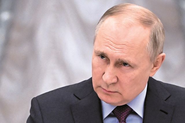 Kremlinul susține că cererea pentru energia rusă explodează. Ce țări caută petrol și gaze de la Moscova