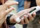 Un tânăr din Bacău i-a furat telefonul mobil unui adolescent, în Gara Adjud