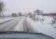 Un autobuz cu persoane și alte 7 mașini, blocate în zăpadă, între Domnești și Păunești