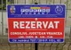 Slugărnicia lui Misăilă nu mai are limite: toată parcarea din spatele Hotelului Unirea, rezervată CJ-ului lui Oprișan