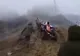 VIDEO Evul Mediu în Vrancea - mort dus la groapă cu căruța, cu noroi până la genunchi
